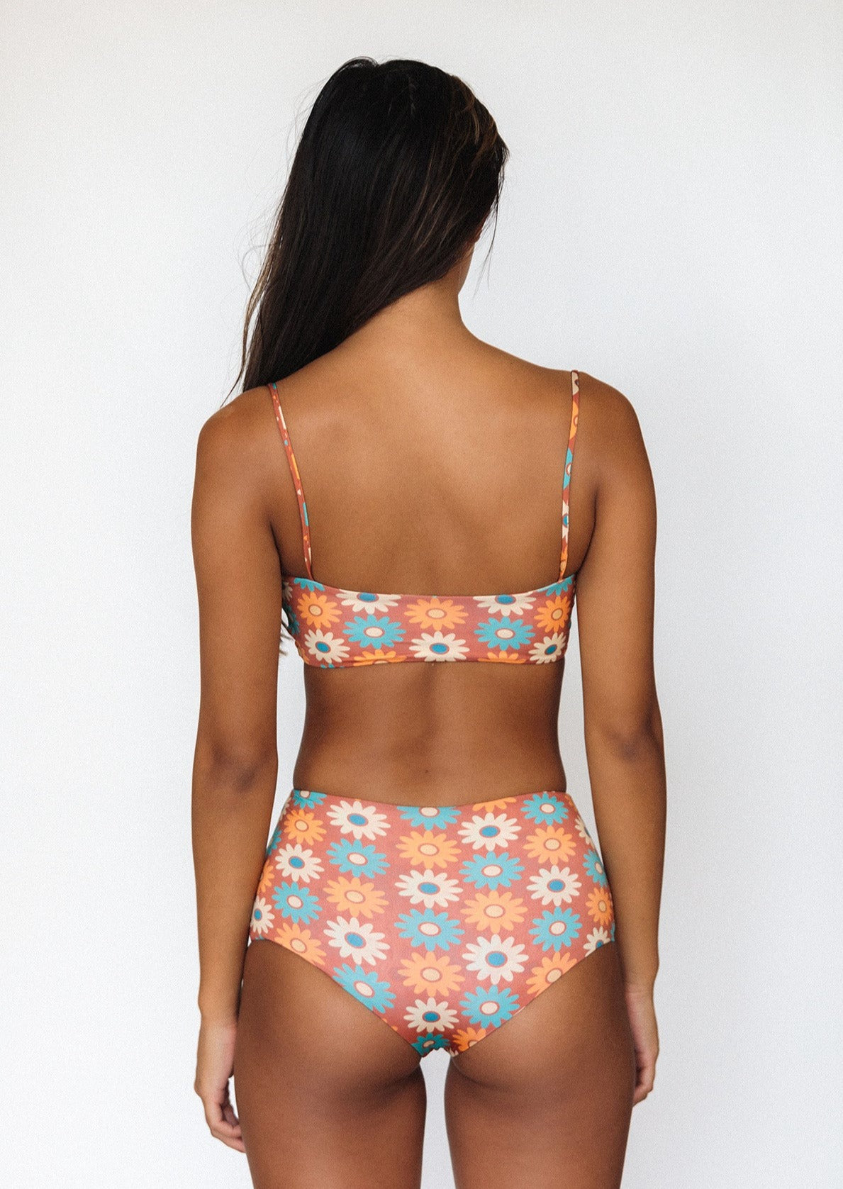 MOD TOP - SUMMER '23 Drop i - MAI